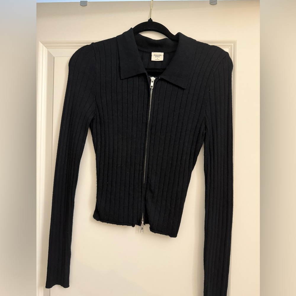 Abercrombie & Fitch Sweater